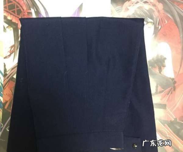jk裙怎么折叠,jk裙子送的夹子怎么用