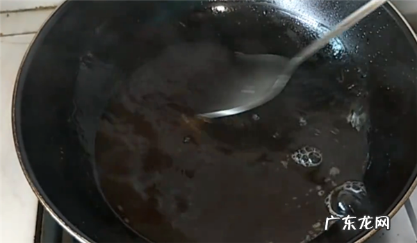 怎么去除锅底的黑糊,锅底烧糊的黑垢怎么去除小妙招