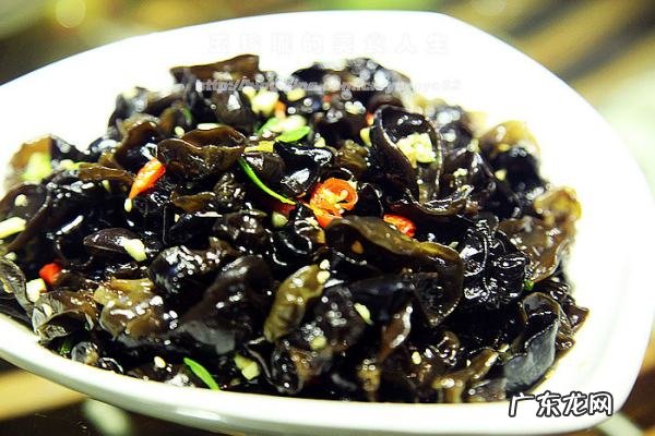 山胡椒油怎么使用,山胡椒油放在炒好的菜里能吃