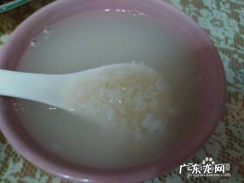怎样把剩米饭做成汤饭,怎么做汤饭