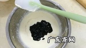 芝士酸奶做法 快来品尝一下吧,蓝莓酸奶慕斯蛋糕的做法