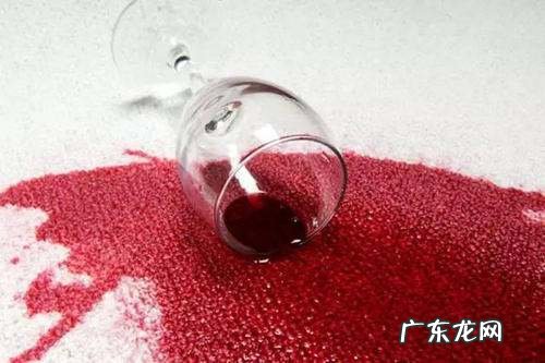 酒渍用什么可以洗掉,洋酒渍用什么可以洗掉