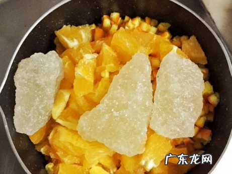 橙子白瓤可以吃吗,脐橙中间那坨可以吃