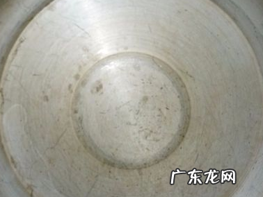 不粘锅粘锅了怎么办,如何让锅变成不粘锅