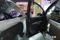 车门被撞什么程度换门,车门凹陷到什么程度需要换门