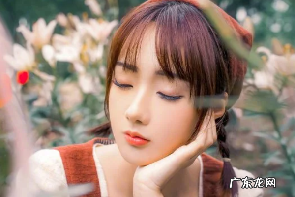 如何哄女朋友入眠,怎样哄女朋友睡觉的方法
