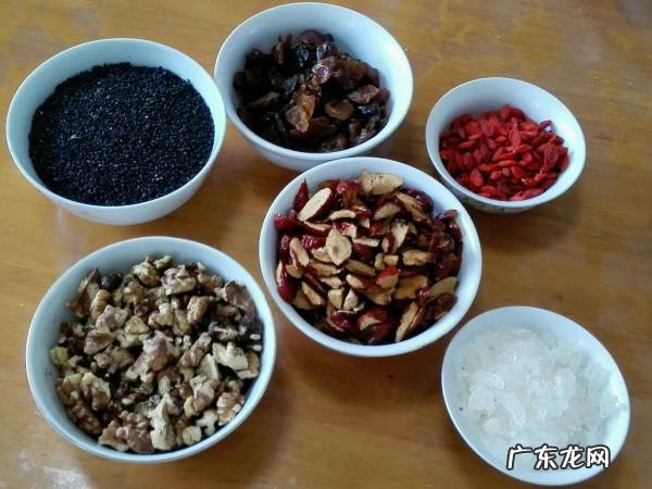 阿胶糕是什么做的,自制阿胶糕的做法及配料