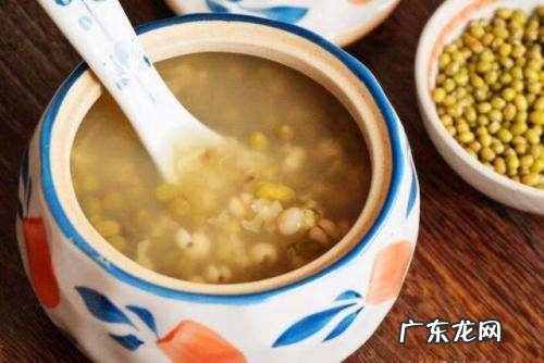 薏米绿豆汤煮多久,薏仁绿豆汤的做法与功效