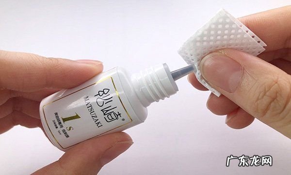 0胶整手上怎么去掉,0胶整手上怎么去掉