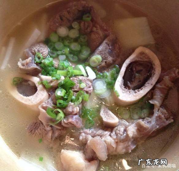 白萝卜在牛骨头汤中的作用,白萝卜牛肉汤的功效与营养