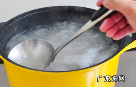 白萝卜在牛骨头汤中的作用,白萝卜牛肉汤的功效与营养