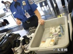 手机需要单独过安检,第一次坐飞机过安检什么东西要单独拿出来