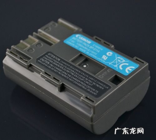 相机为什么用aa电池,为什么很多长焦相机都用aa电池