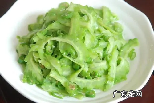 苦瓜生吃还是熟吃好,苦瓜是吃生的好还是吃熟的好