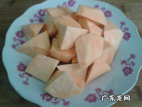 红薯削皮后怎么过夜,红薯切开一会就变黑能吃