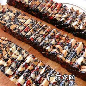 吃阿胶糕有什么好处,女人吃阿胶糕有啥好处和坏处