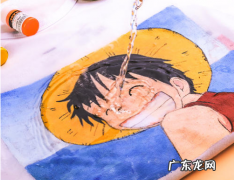 丙烯画衣服怎么防止掉色,我用丙烯画的衣服和鞋子洗两次就掉色了怎么办