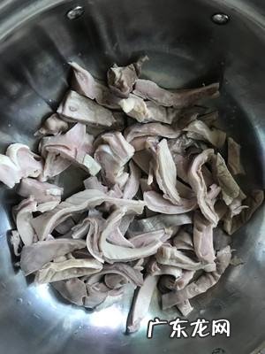 煲猪肚鸡要煲多久,猪肚多长时间能熟