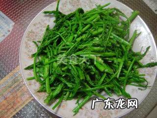 芦笋头上的花能吃,芦笋前面的花能吃