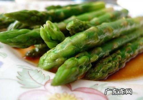 芦笋头上的花能吃,芦笋前面的花能吃