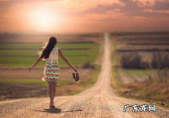 脚步不停歇的句子,人生需要偶尔停下脚步的句子锦集23句