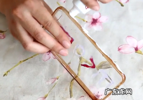 透明pvc发黄变白小窍门,pvc透明鞋底泛黄怎么去黄增白小妙招