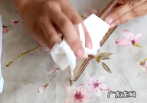 透明pvc发黄变白小窍门,pvc透明鞋底泛黄怎么去黄增白小妙招