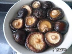 香菇几分钟能煮熟,香菇煮几分钟能熟