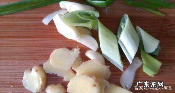鲫鱼汤怎么去腥味,做鲫鱼汤的时候料酒什么时候放