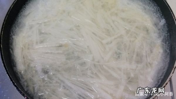 鲫鱼汤怎么去腥味,做鲫鱼汤的时候料酒什么时候放