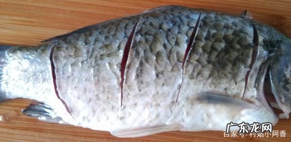鲫鱼汤怎么去腥味,做鲫鱼汤的时候料酒什么时候放