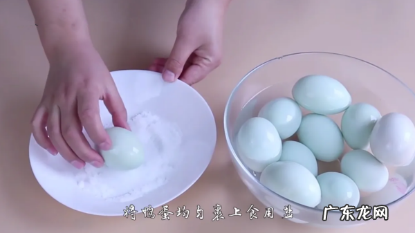 鸭蛋的腌制方法,鸭蛋怎么腌制出油好吃