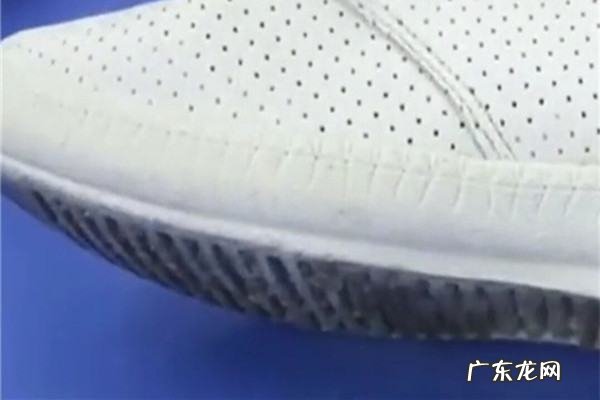 白色皮鞋有黑色斑点怎么去除,怎么把白皮鞋上的黑点去掉