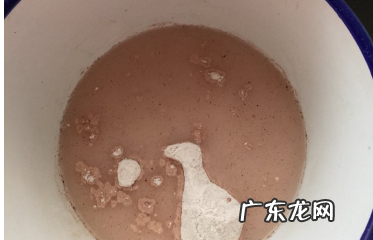 猪肉火腿肠做法图解,火腿肠的制作方法及配方教程