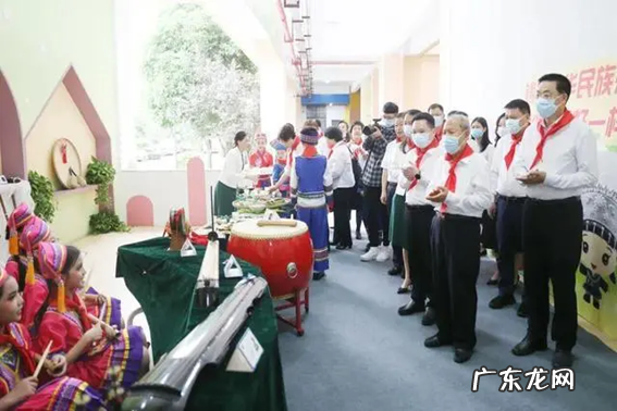 关于青春国家的句子,青年与国家的名言警句