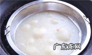 陕西凉皮做法步骤有哪些,正宗陕西凉皮的做法及调料和配方