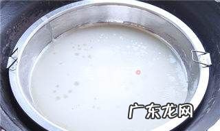 陕西凉皮做法步骤有哪些,正宗陕西凉皮的做法及调料和配方