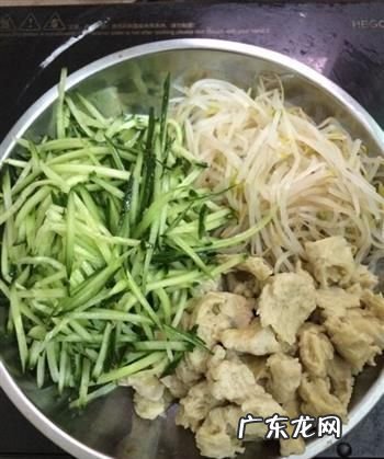 陕西凉皮做法步骤有哪些,正宗陕西凉皮的做法及调料和配方