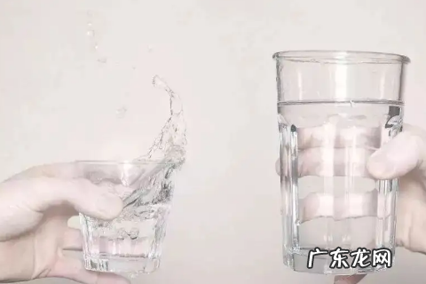 为什么不能喝过了夜的水,为什么隔夜水不能喝