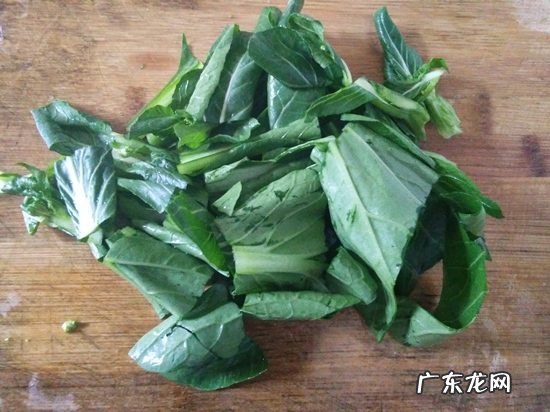 牛河是啥做的,干炒牛河是怎么做的