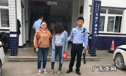 在自首的途中被逮捕算自首,去自首的路上被抓了还算自首脑筋转弯