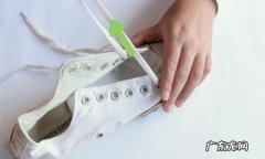 小白鞋怎样洗才干净变白,小白鞋容易脏怎么去除污垢