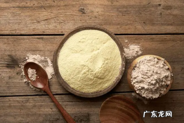 吃蛋白粉有什么作用,蛋白粉有什么功效和作用禁忌