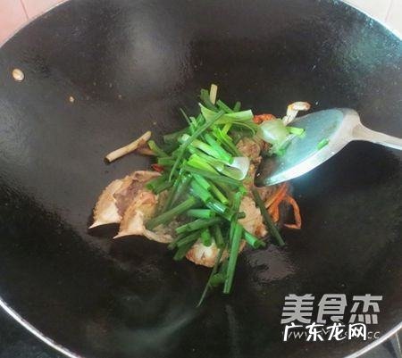 广东葱姜炒花蟹的做法,姜葱炒花蟹怎样做好吃窍门