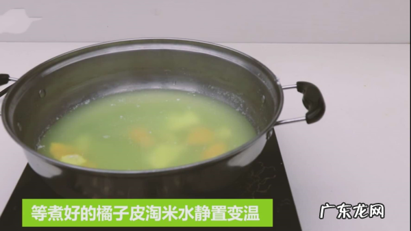 灰色卫衣发黄怎么去除,灰色卫衣出现多处黄色污渍怎么洗净
