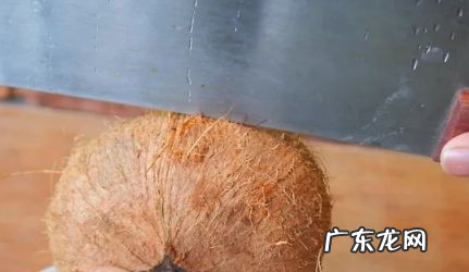 如何找到椰子上的软孔,椰子孔在哪个位置图示