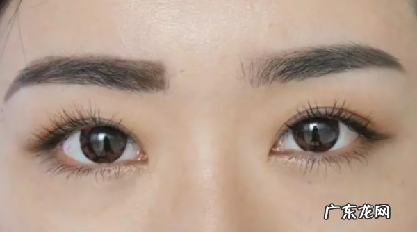 圆脸脸大画什么眉形显脸小,圆脸适合什么眉型 瘦脸眉形助你变瓜子脸