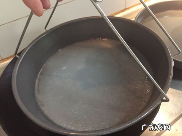 凉皮调料水的做法,正宗凉皮调料汁最详细配方