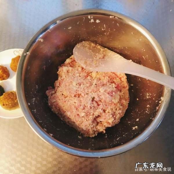 如何让四喜丸子松软,怎样做四喜丸子好吃又松软