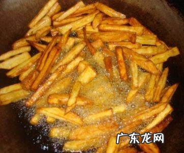 炸薯条用什么油,炸薯条应该用色拉油还是花生油好